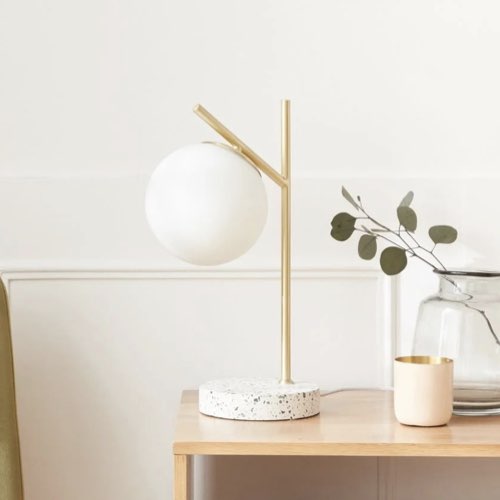 ou trouver luminaire en verre Lampe globe verre et terrazzo moderne féminin élégant