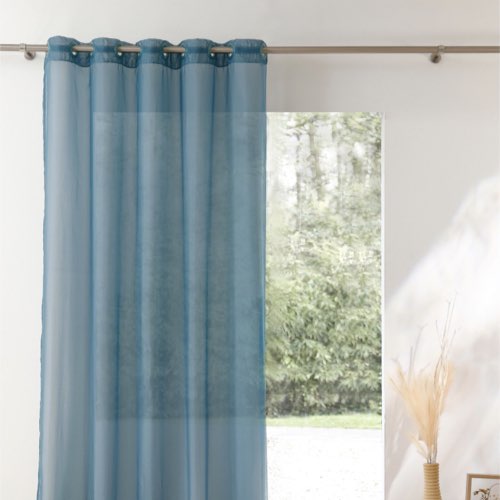 deco chambre reussie blancheporte Panneau voile uni finition œillets bleu