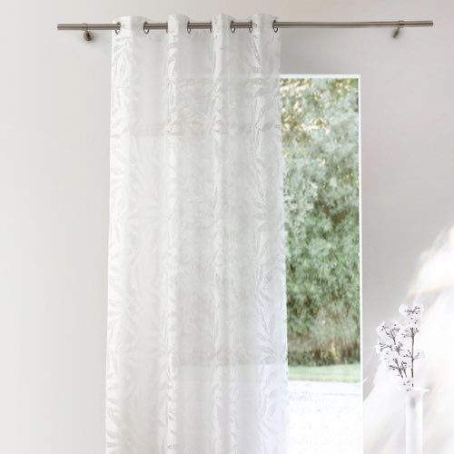 deco chambre reussie blancheporte Panneau voile dévoré motif feuillage