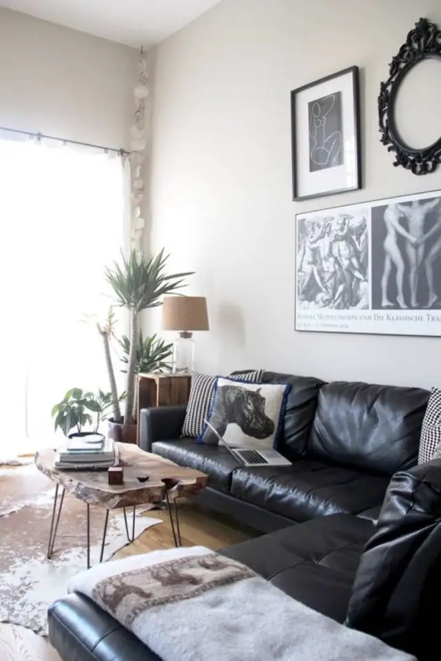 decor salon canape noir coussin couleur cuir blanc gris simple et chic
