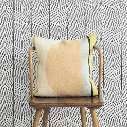 papier peint design modern entree Papier peint Herringbone - Ferm Living noir et blanc moderne motif