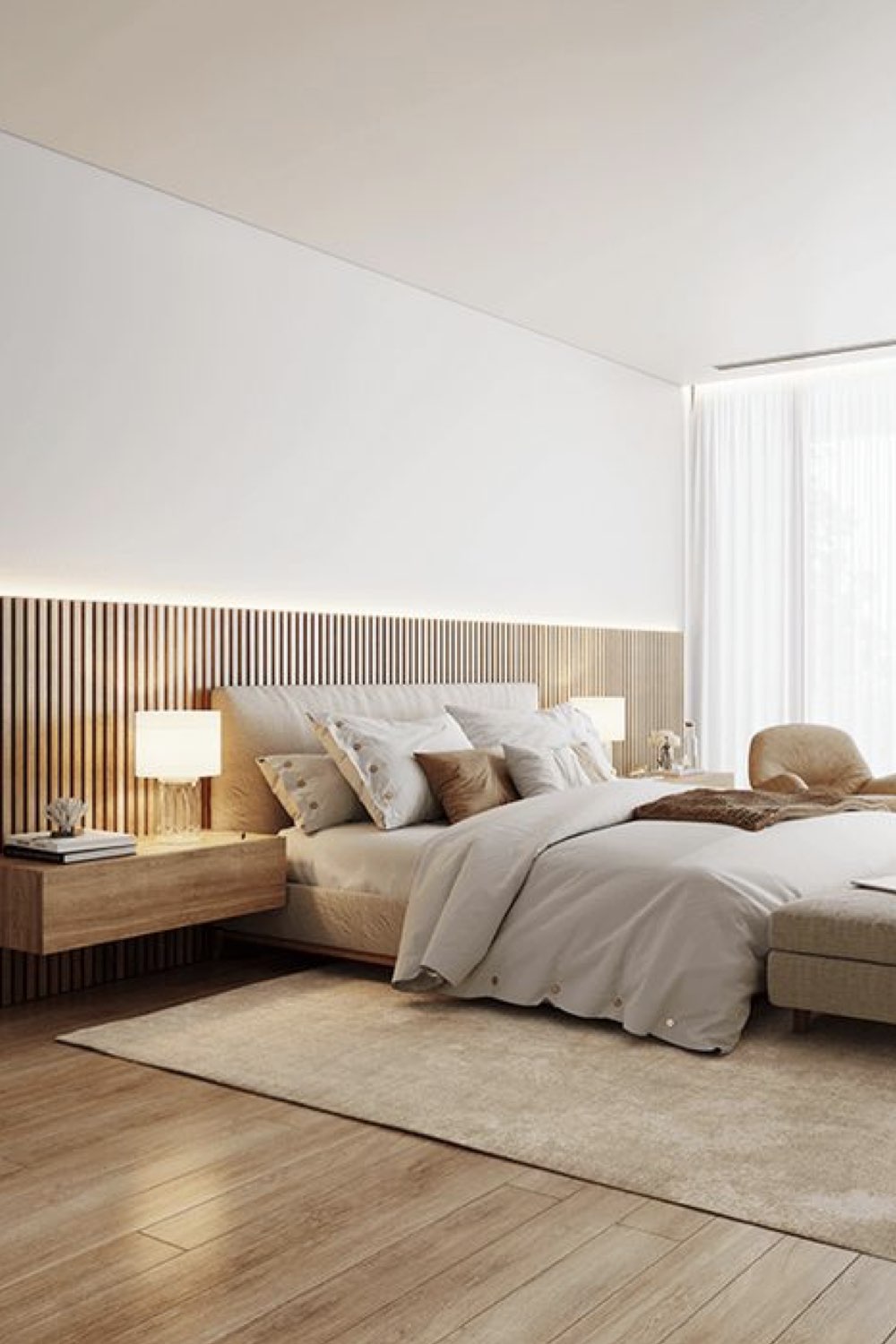 reussir decoration chambre adulte moderne et chaleureuse soubassement tête de lit tasseaux de bois table de nuit suspendue accrochée au mur couleur neutre et douce