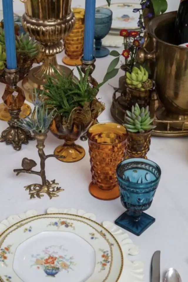 deco interieur materiau verre exemple décor de table couleur vintage