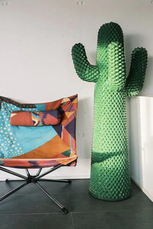 histoire design pop art meuble décoration porte-manteau cactus vert
