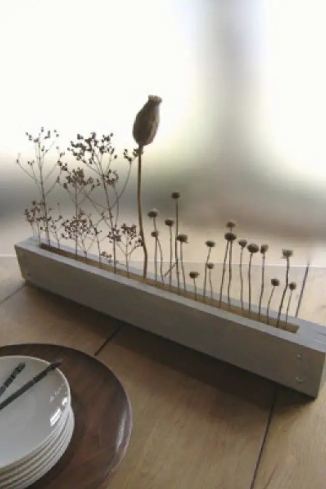 loisirs diy beton creatif decoration exemple centre de table fleurs séchées objet déco à fabriquer
