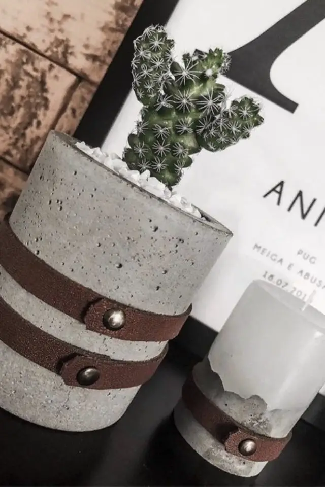 loisirs diy beton creatif decoration exemple pot de fleur à fabriquer soi même moderne épuré cuir bougie