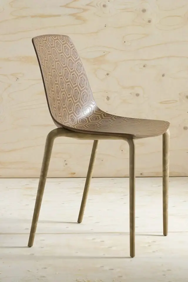 meuble made in france 4 pieds Chaise Alhambra en matériaux recyclés salle à manger 