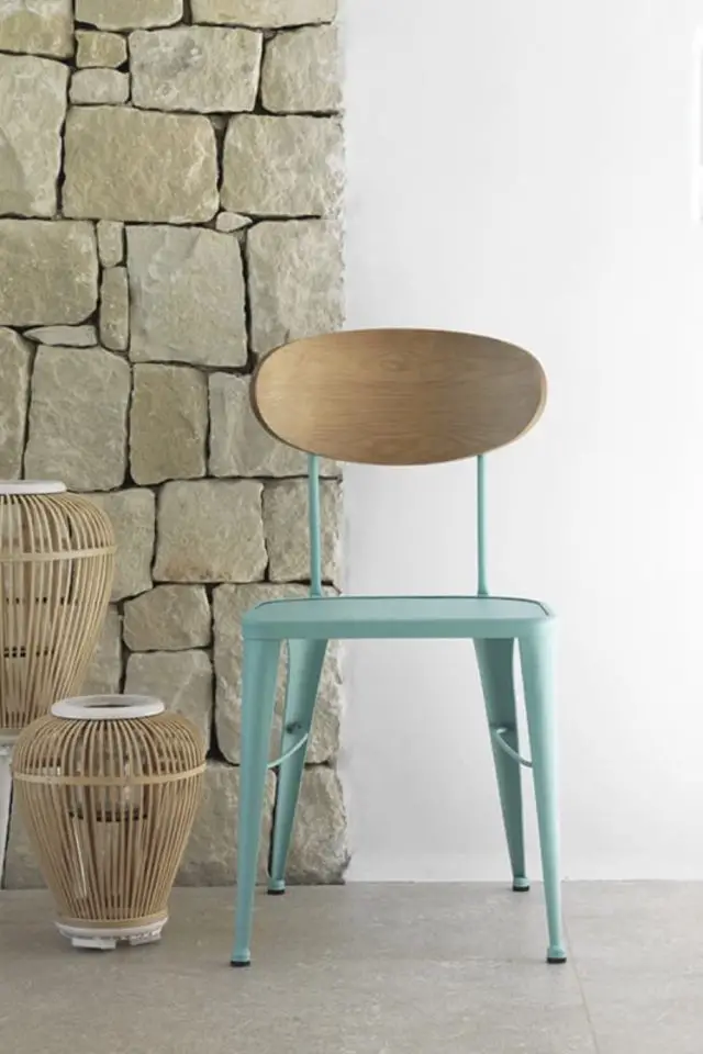 meuble made in france 4 pieds cuisine salle à manger coin repas chaise industrielle moderne métal et bois couleur vert d'eau Austin