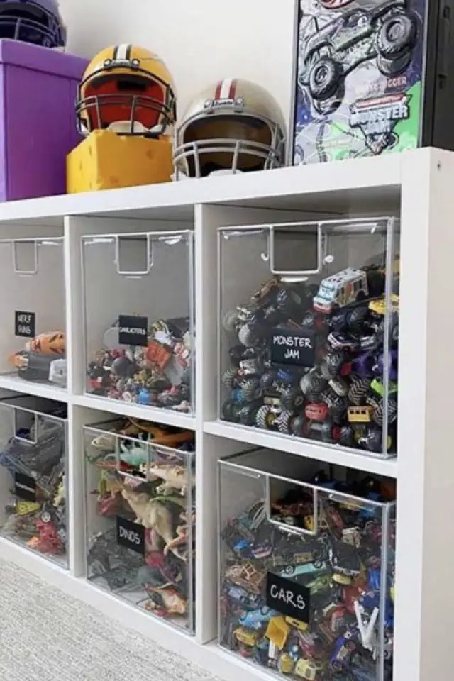 rangement jeux jouets enfants exemple boites transparentes Lego et petits jouets