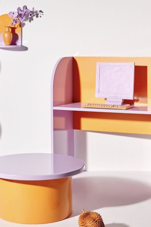 association couleur deco jaune violet mobilier design original ocre et parme