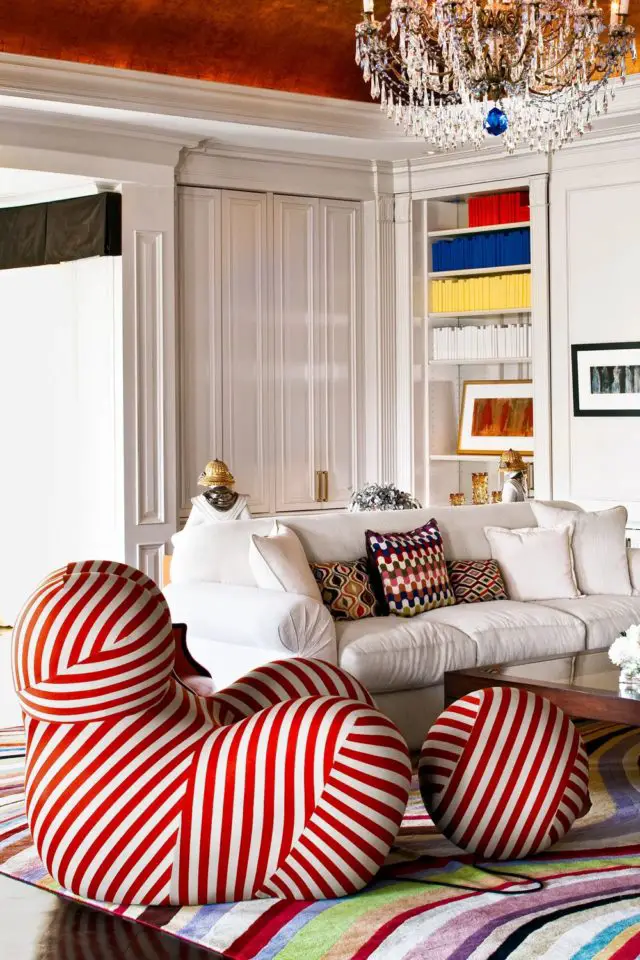 mobilier design fauteuil rondeur salon séjour rouge et blanc à rayure