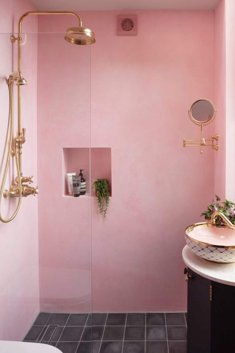 Déco salle de bains : 27 idées inspirantes pour donner du style