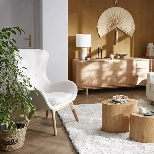 deco meuble style bold arrondi pas cher Fauteuil scandinave en tissu effet velours texturé beige et bois clair