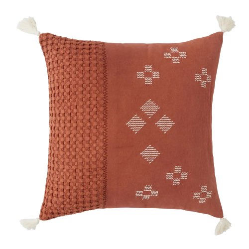 decoration chambre adulte moderne couleur terracotta Coussin en coton tissé terracotta avec broderies et pompons écrus