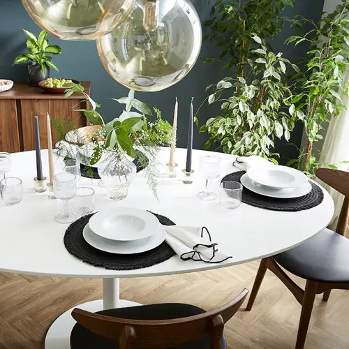 table salle a manger moderne pas cher Table à manger design blanche ovale L169 cm HALIA