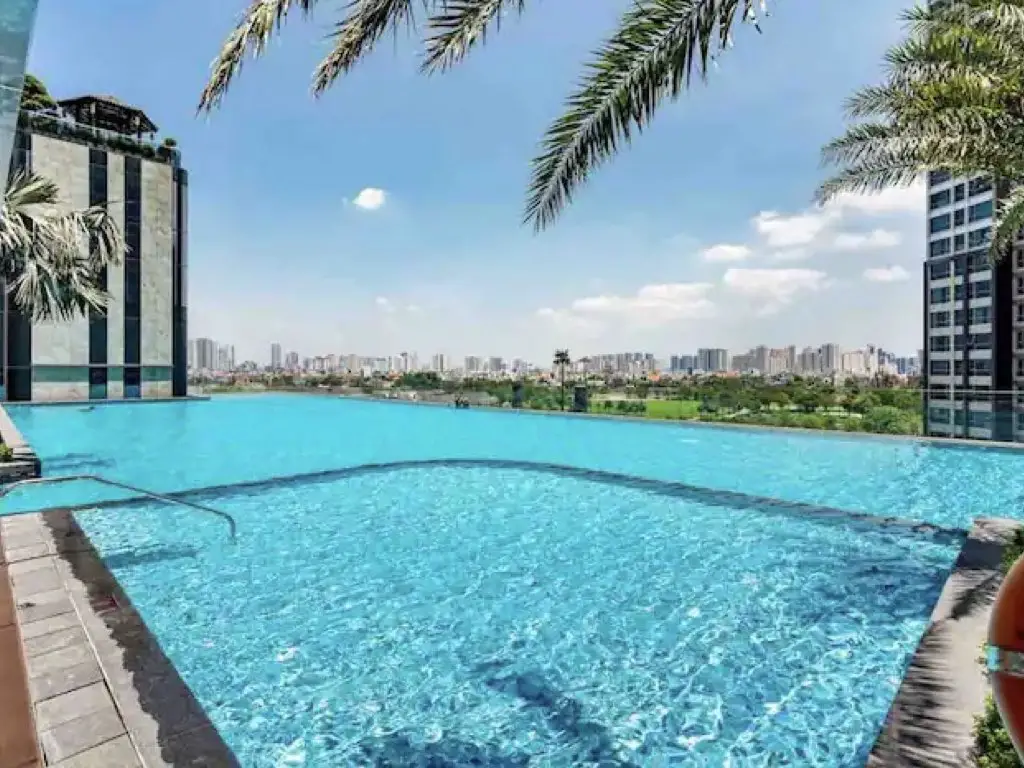 vacances saigon appartement a louer rooftop piscine immeuble avec vue