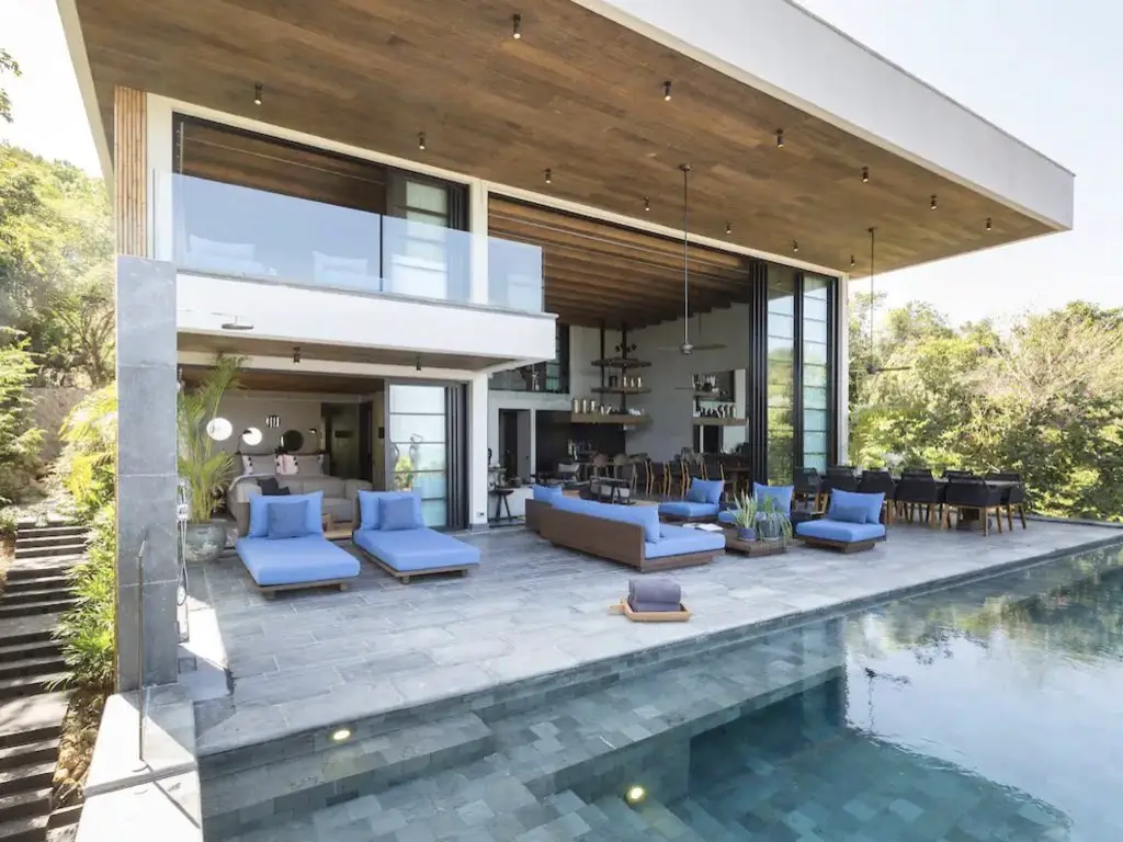 villa a louer thailande vacances luxe voyager en famille entre amis plusieurs chambre grande terrasse avec piscine