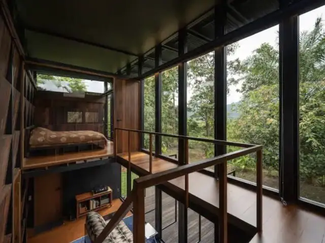 voyage dexception thailande hébergement insolite tiny house cabane en pleine nature confort et luxe grande baie vitrée