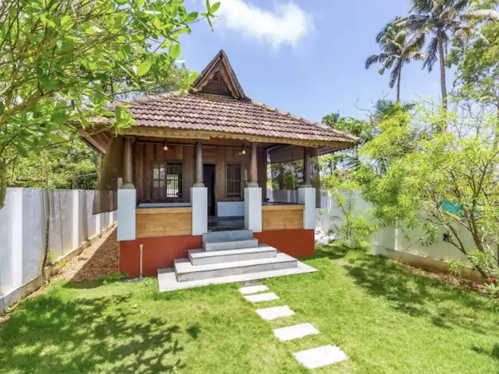 voyage inde kerala hebergement luxe gite architecture traditionnelle asie du sud jardin exotique