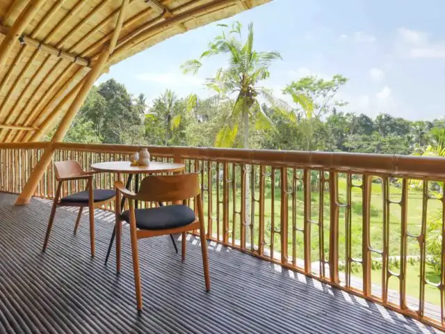 bungalow insolite voyage bali indonesie balcon avec vue sur la nature destination Asie du sud-est