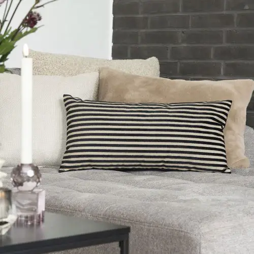 deco et petit meuble noir design Coussin en tissu à rayures 30x60cm