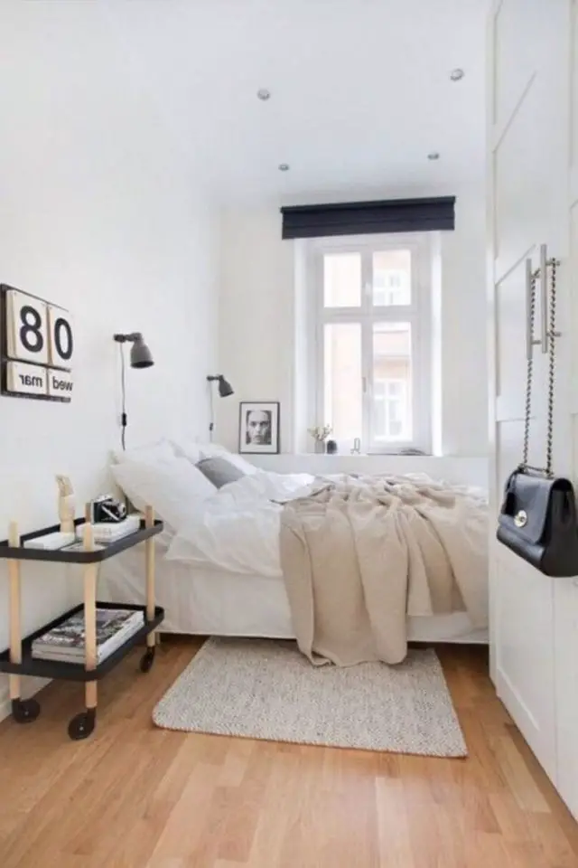 decoration chambre adulte tapis descente de lit moderne petit espace blanc lumineux douillet cosy