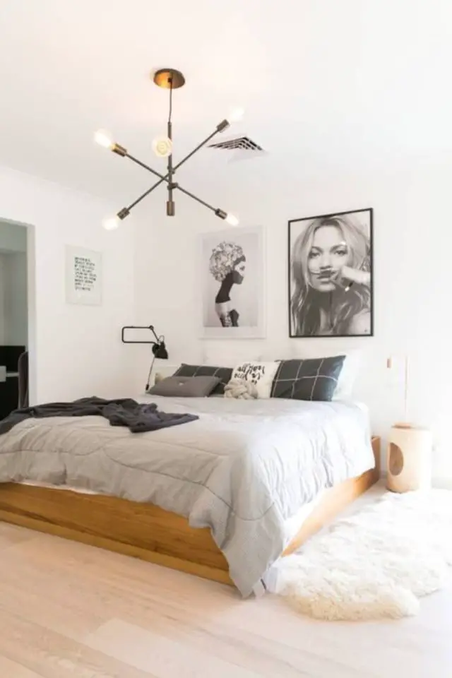 decoration chambre adulte tapis descente de lit moderne lit en bois mur blanc déco sobre mais cosy