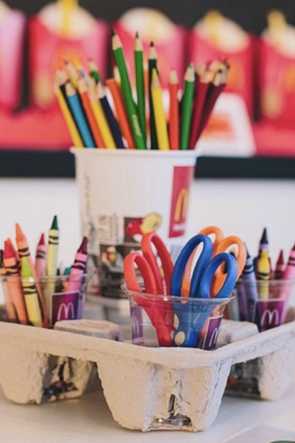 idee amenagement classe professeur des ecoles pas cher facile classe de primaire activité manuelle crayon ciseaux fourniture récup