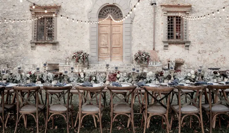 mariage theme champetre chic idees extérieur campagne table simple décoration DIY à faire soi même récup nature
