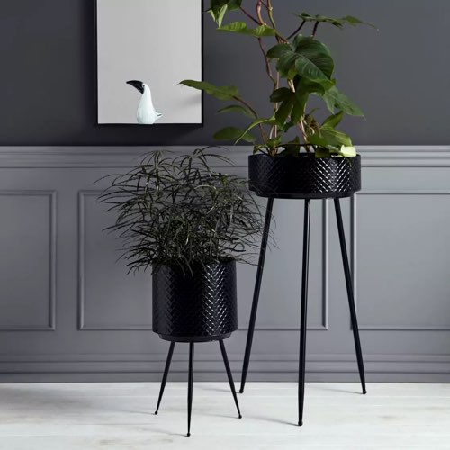 objet decoratif design couleur noir Cache-pot sur pied noir