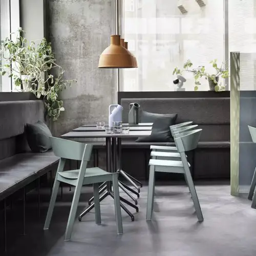 objet decoratif design vert sauge Chaise verte Muuto salle à manger cuisine