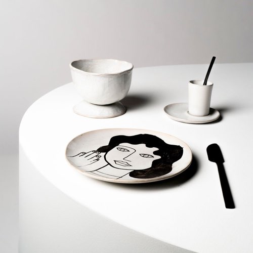 vaisselle design noir et blanc Assiette La Mère céramique blanc / Ø 25 cm - Set de 2