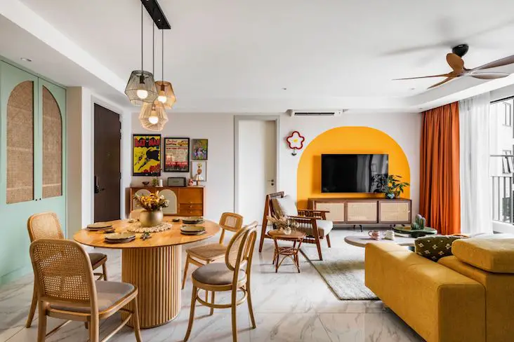 appartement colore et tendance exemple salon séjour ouvert cuisine espace repas cannage couleur texture coup de coeur