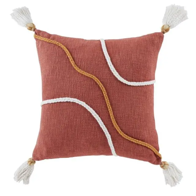 deco salon couleur terracotta pas cher Coussin en coton terracotta avec perles et franges 45x45