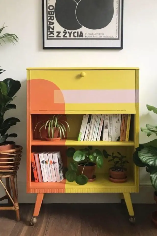 deco touche couleur relooking meuble d'appoint table de chevet plusieurs couleurs jaune orange jaune moderne