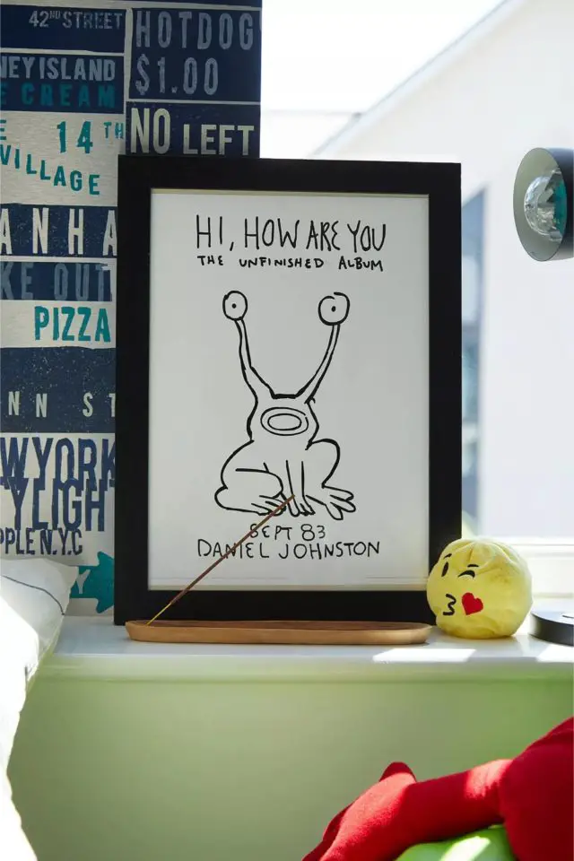 decoration salon moderne tendance jeune pas cher Affiche 30x40 Hi, How Are You par Daniel Johnston