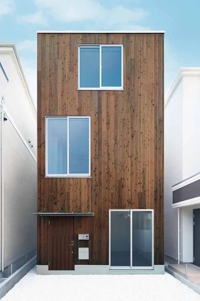 exemple architecture minimaliste mouvement urbanisme façade maison individuelle bois verre fenêtre