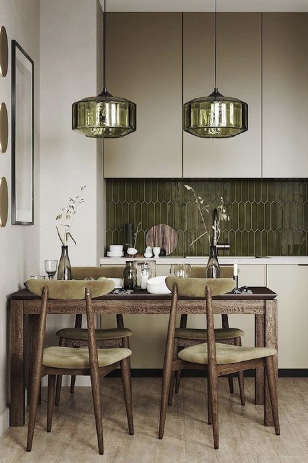exemple decor salle a manger reussi design chic cuisine ouverte en linéaire petite table 4 personne bois sombre luminaire suspension en vert palette de couleur élégante beige vert sapin