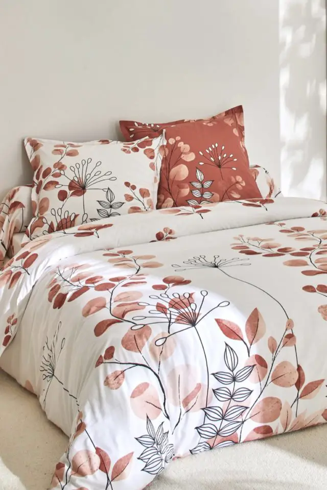 parure de lit contemporaine blancheporte Linge de lit Danae en coton imprimé floral rouge et blanc