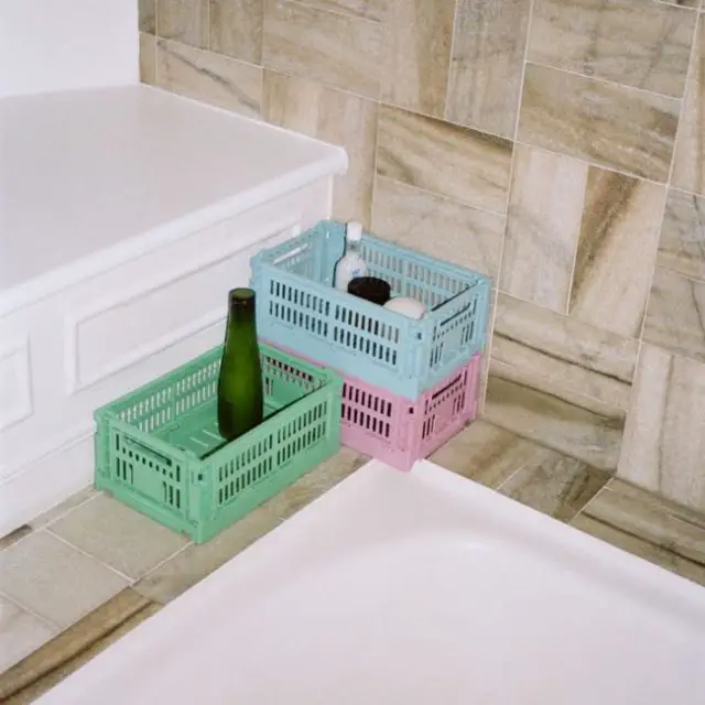 decoration plastique recycle eco-design PANIER COLOUR CRATE PLASTIQUE VERT SMALL / 17 X 26,5 CM