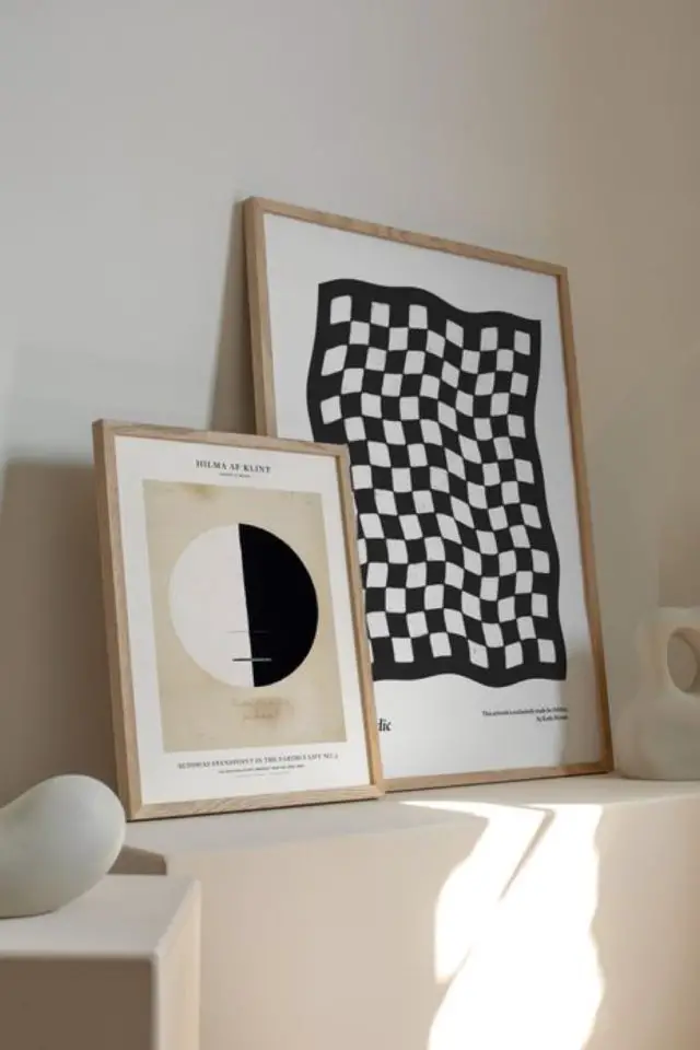 exemple decoration tendance damier affiche déco à encadrer motif psychédélique noir et blanc