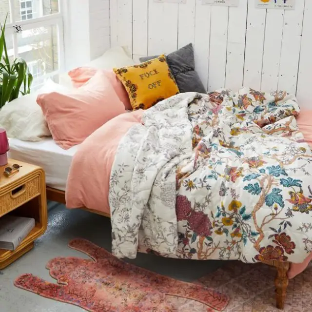 ou trouver decoration style granny chic Couvre-lit matelassé en toile florale