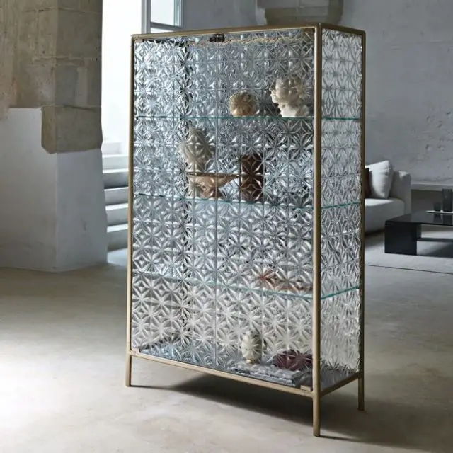 ou trouver meuble vitrine design VITRINE ECHO VERRE OR / L 101 X H 163 CM - FIAM