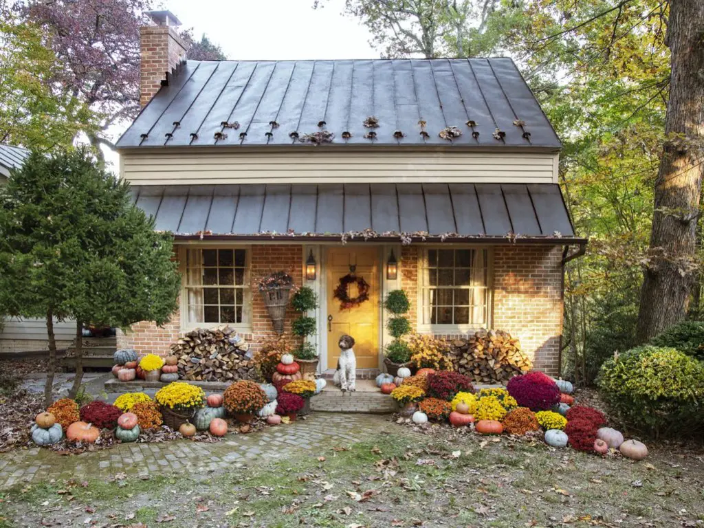 cottage chaleureux charmant voyage façade mignonne jardin entrée extérieure