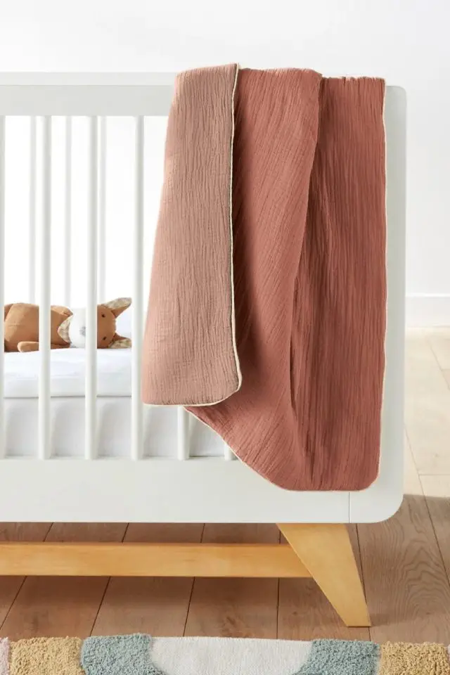 idee cadeau noel chambre bebe Couverture bicolore bébé gaze de coton