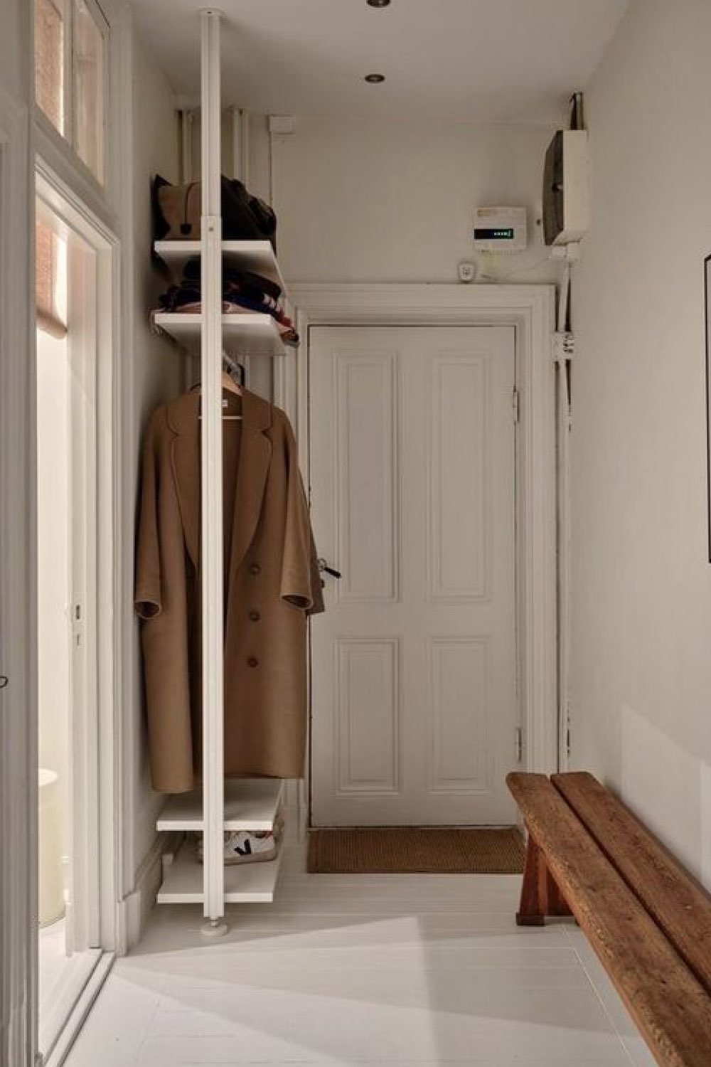 Conseils déco | Aménager une petite entrée de 3m2 (avec plans) - Cocon ...