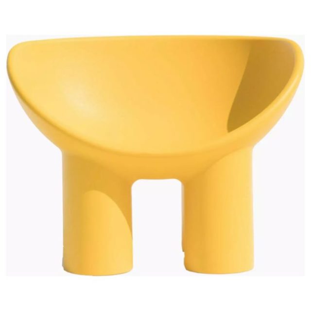 meuble appoint design style funky Fauteuil en polyéthylène jaune ocre