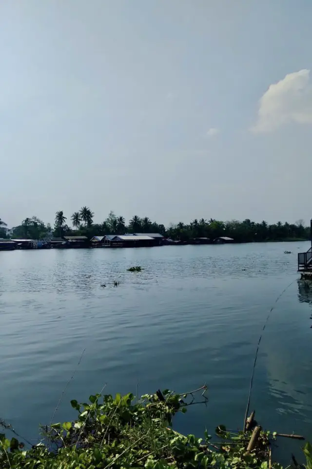 voyage asie thailande 2023 nature rivière Kwaï calme