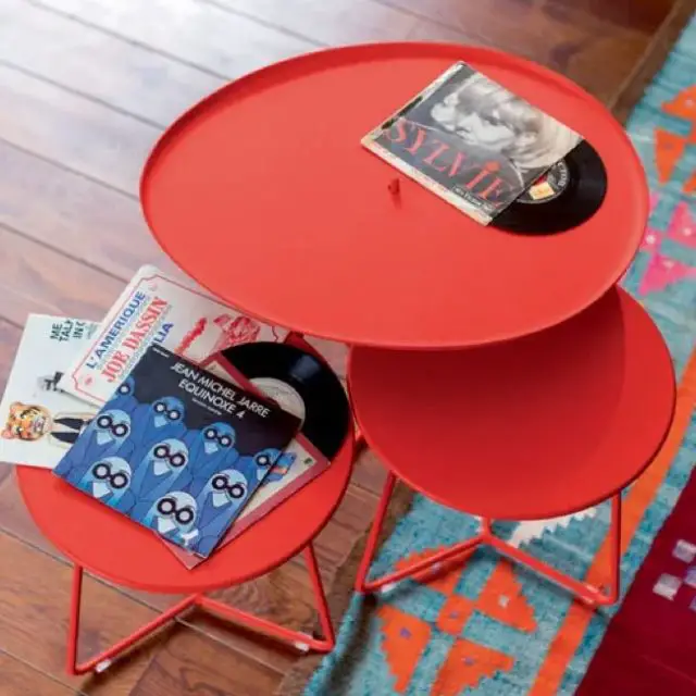 bout de canape design TABLE D'APPOINT COCOTTE MÉTAL ROUGE ORANGE / TABOURET - Ø 34 X H 36 CM - FERMOB