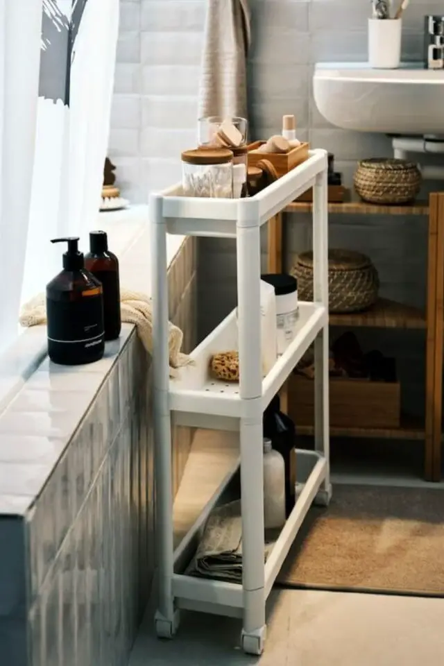 exemple rangement complementaire salle de bain petit meuble en plastique Ikea pas cher